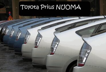 Automobiliu nuoma Toyota Prius