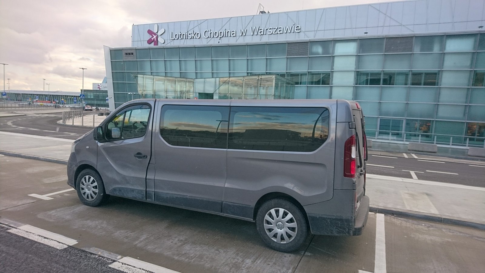 Keleivių pervežimo paslaugos Lietuvoje ir užsienyje