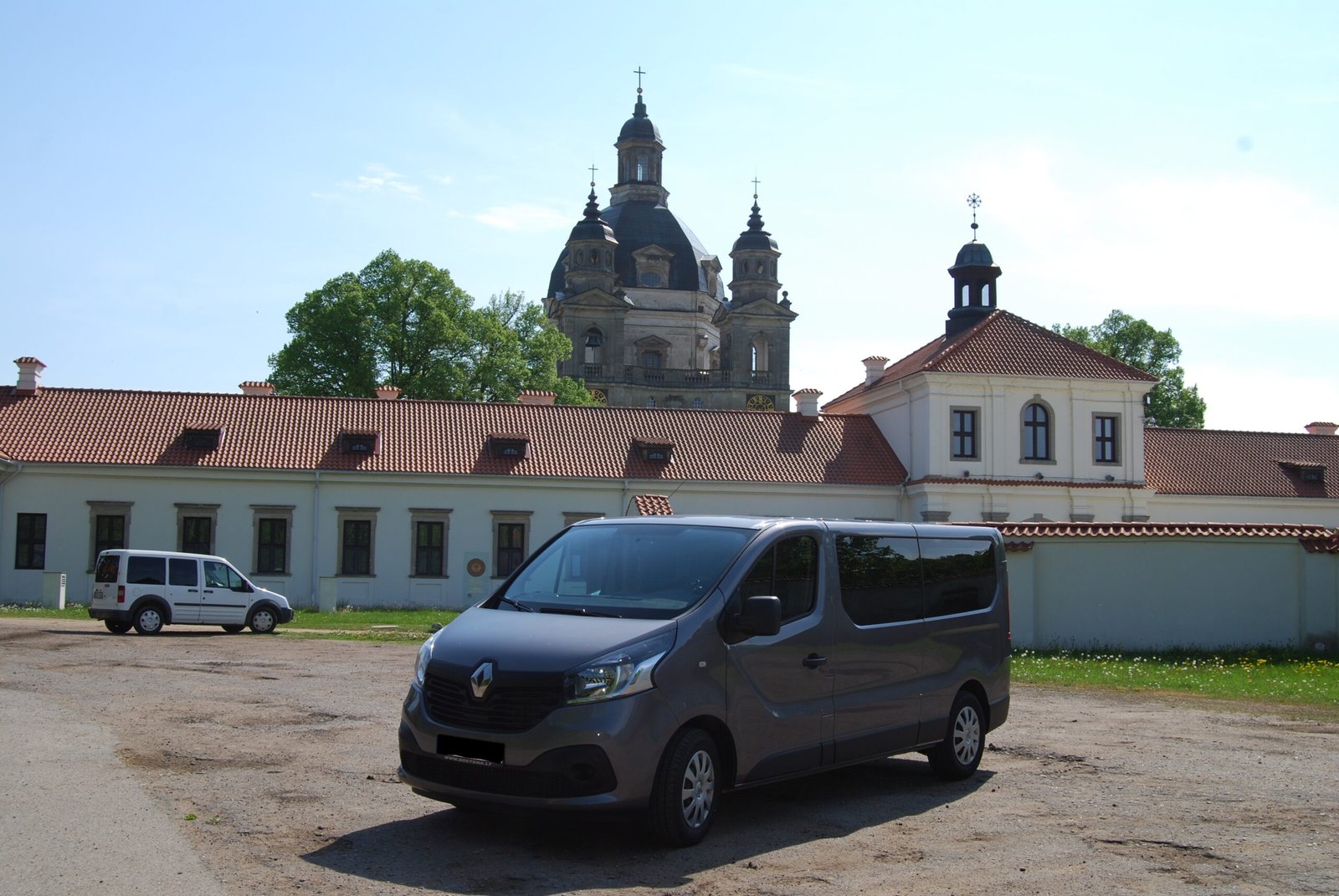 Vežame keleivius iš Kauno į Vilniaus oro uostą