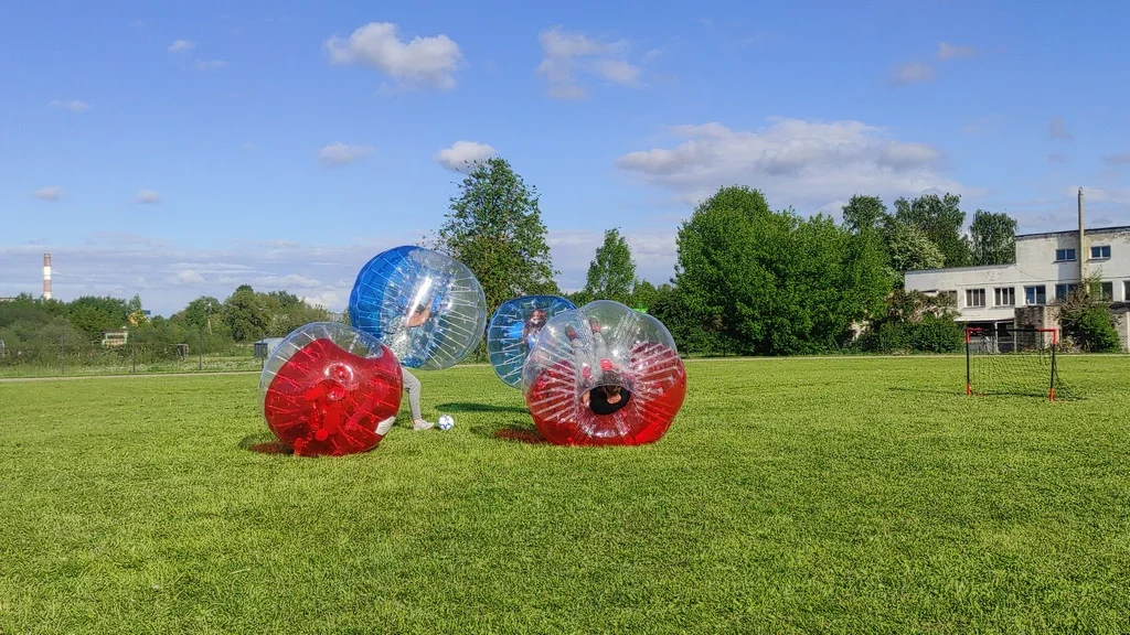 Futbolo burbulų nuoma